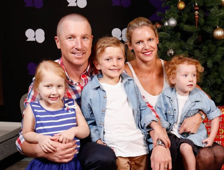 Brad Haddin: Weight, Age, Husband, Biography, Family Facts 3 Brad Haddin Family