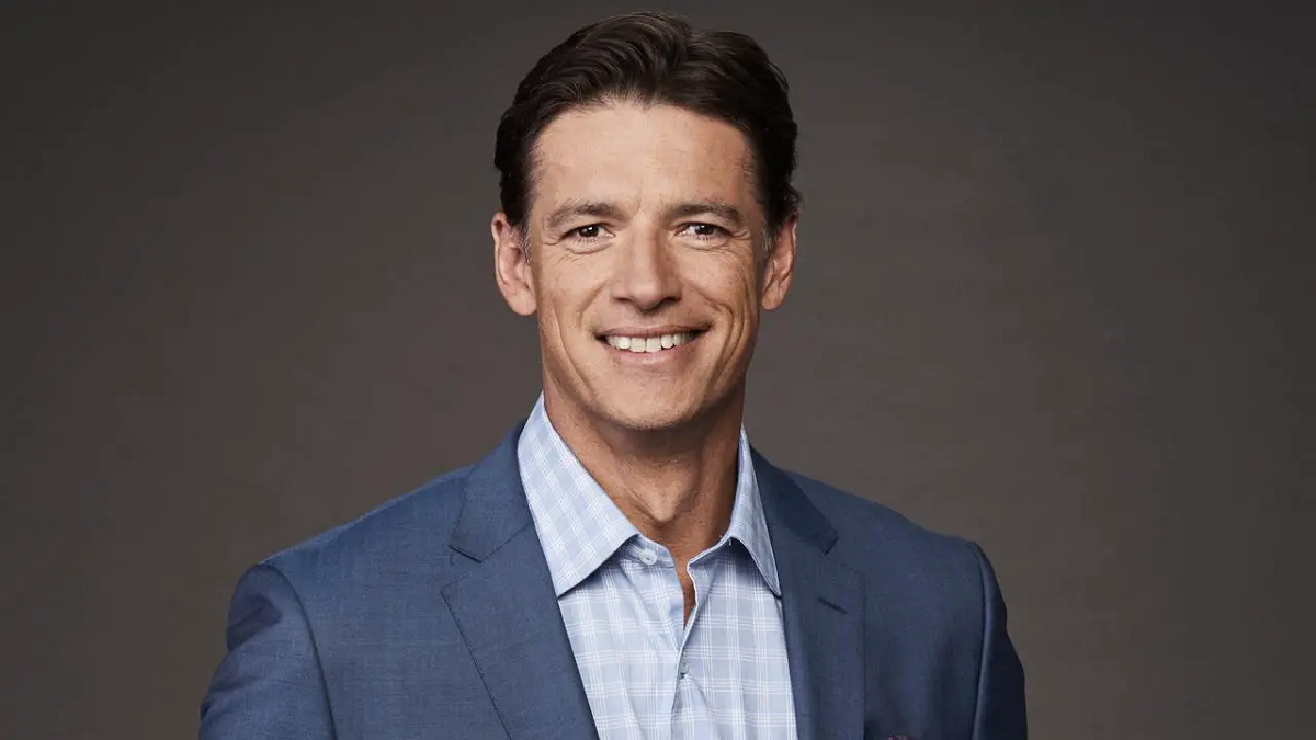 Brendon Julian – Income, Family, Height, Professional Achievements 2 Brendon Julian Height