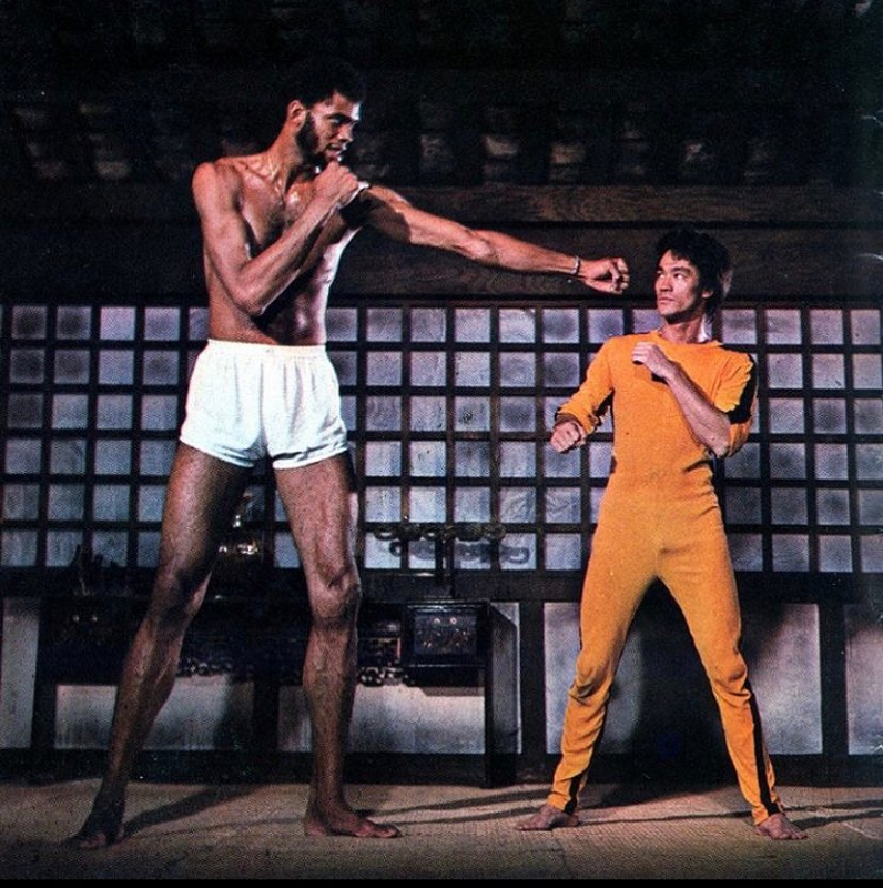 Bruce Lee – Height, Weight, Personal Life, Career Vital Stats 2 Bruce Lee Height