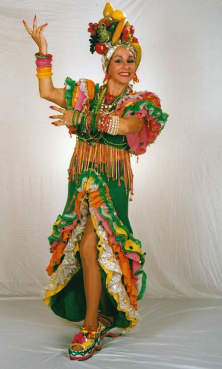 Carmen Miranda Height