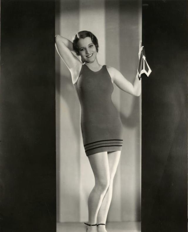 Constance Cummings Height