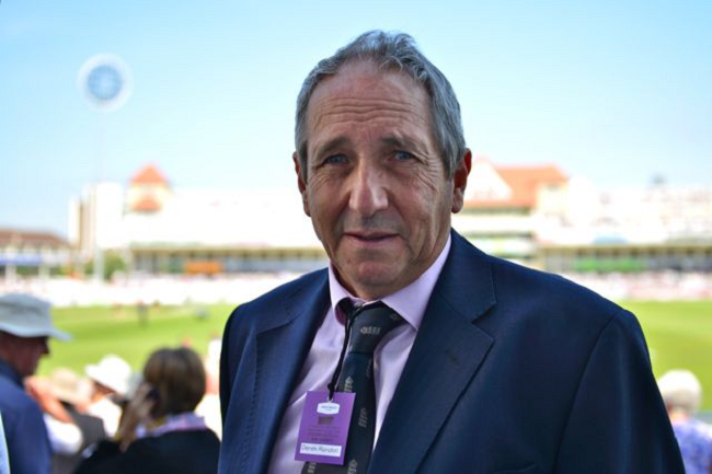 Derek Randall World: Revealing Weight, Age, Husband, Biography, Family Facts 2 Derek Randall Height