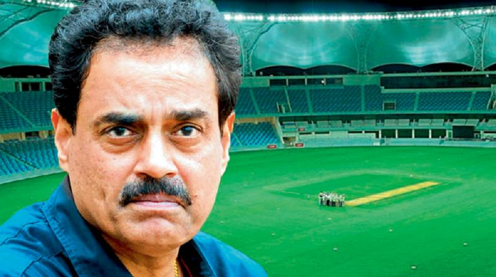 Dilip Vengsarkar World: Revealing Weight, Age, Husband, Biography, Family Facts 4 Dilip Vengsarkar career