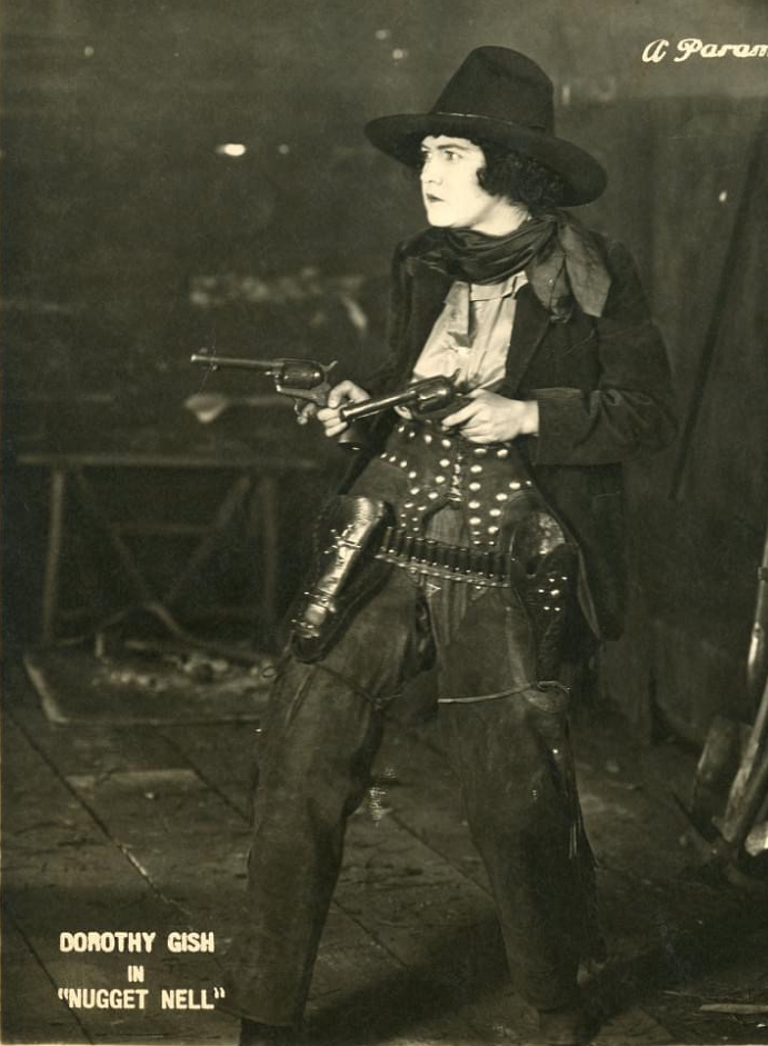 Dorothy Gish – Height, Weight, Personal Life, Career Vital Stats 2 Dorothy Gish Height