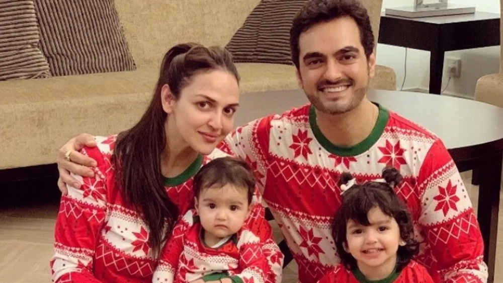 Esha Deol: The Story Behind The Height, Weight, Age, Career And Success 3 Esha Deol Family