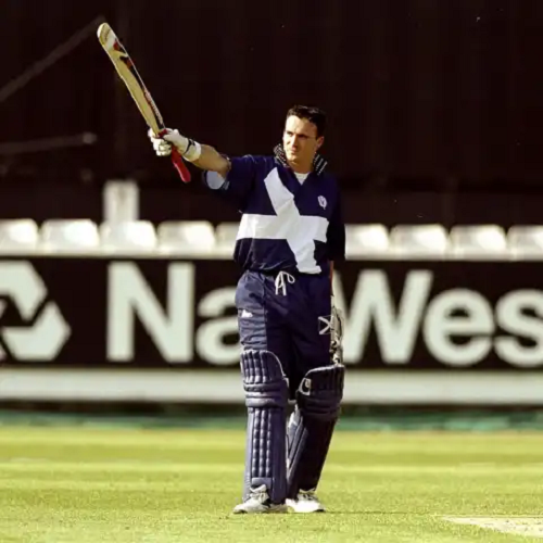 Gavin Hamilton – Income, Family, Height, Professional Achievements 4 Gavin Hamilton Profession