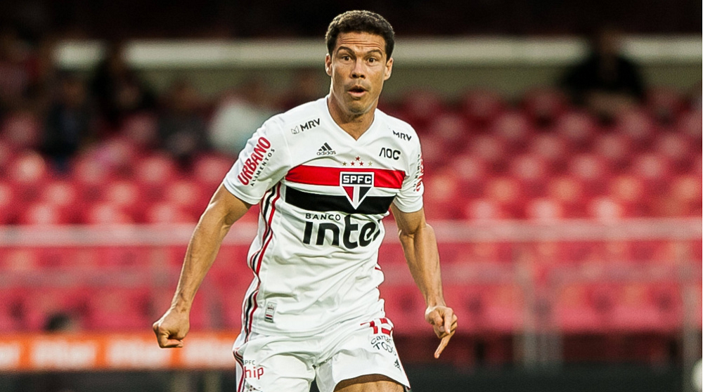 Hernanes career
