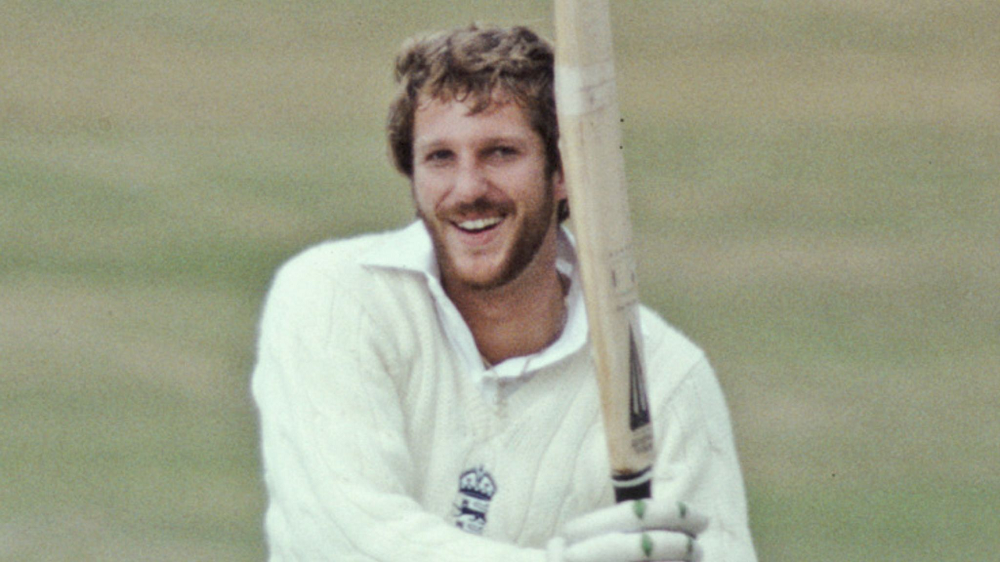 Ian Botham Height