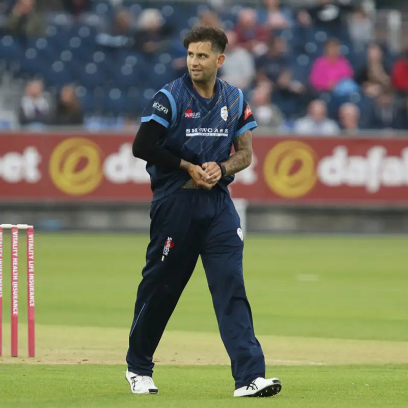 Jade Dernbach Height