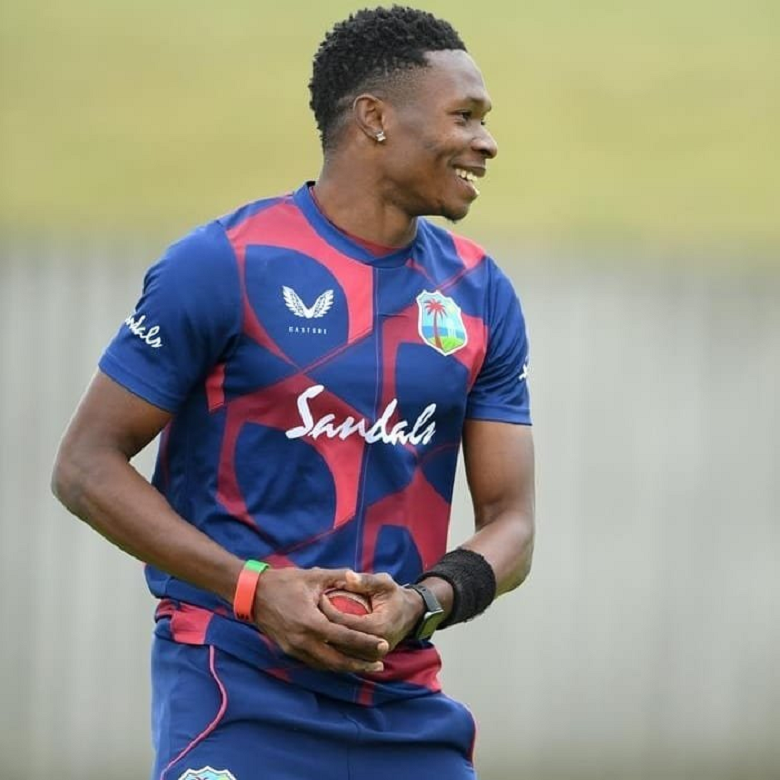 Keon Harding: Weight, Age, Husband, Biography, Family Facts 2 Keon Harding Height