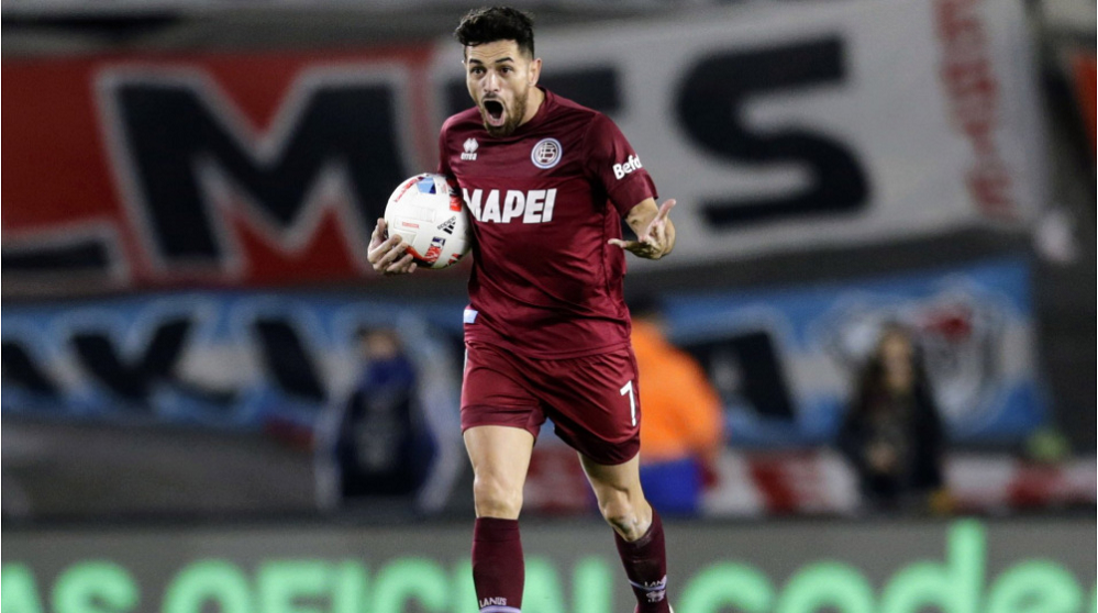 Lautaro Acosta Hieght