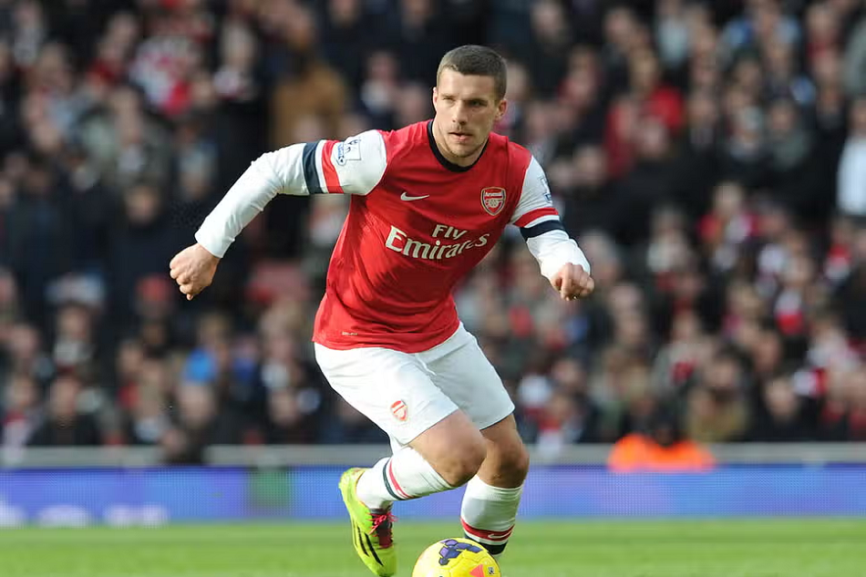 Lukas Podolski: Height, Weight, Age, Career And Success 2 Lukas Podolski Height