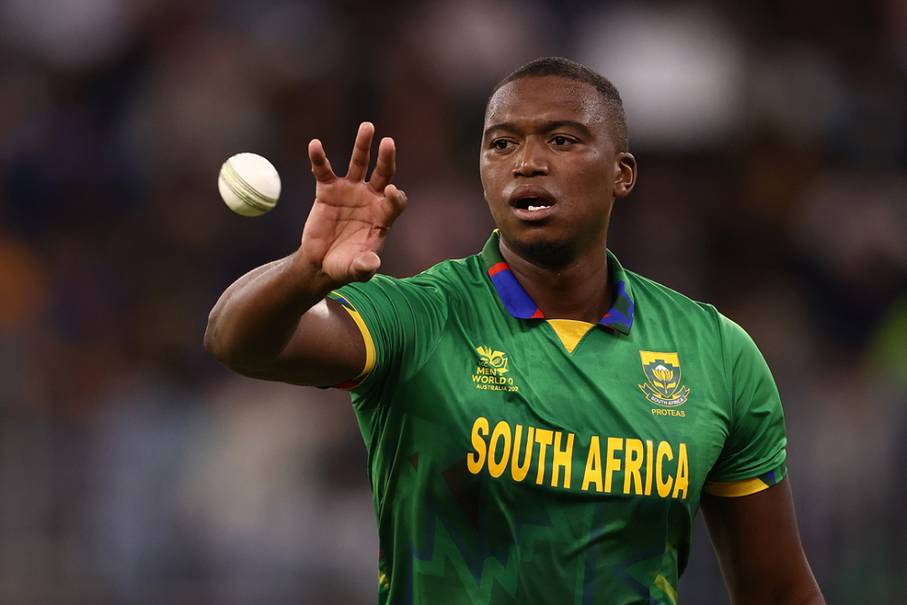 Lungi Ngidi Weight, Age, Husband, Biography, Family Facts 3 Lungi Ngidi Profession
