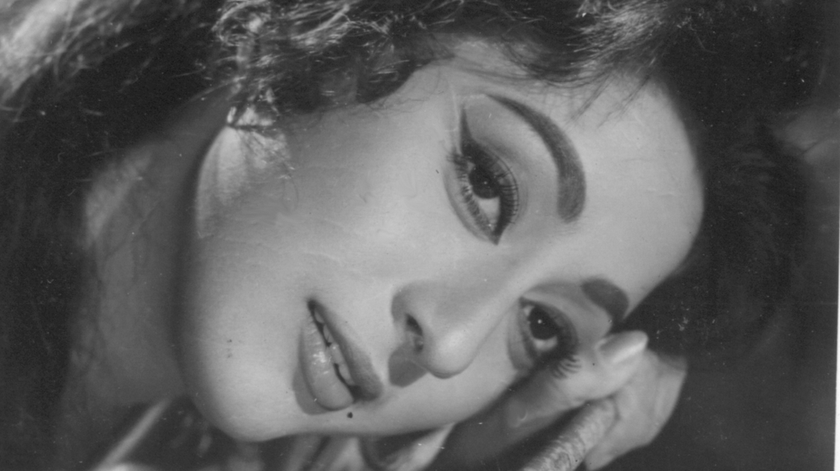 Mala Sinha: A Journey Of Height, Weight, Age, Career And Success 18 Mala Sinha