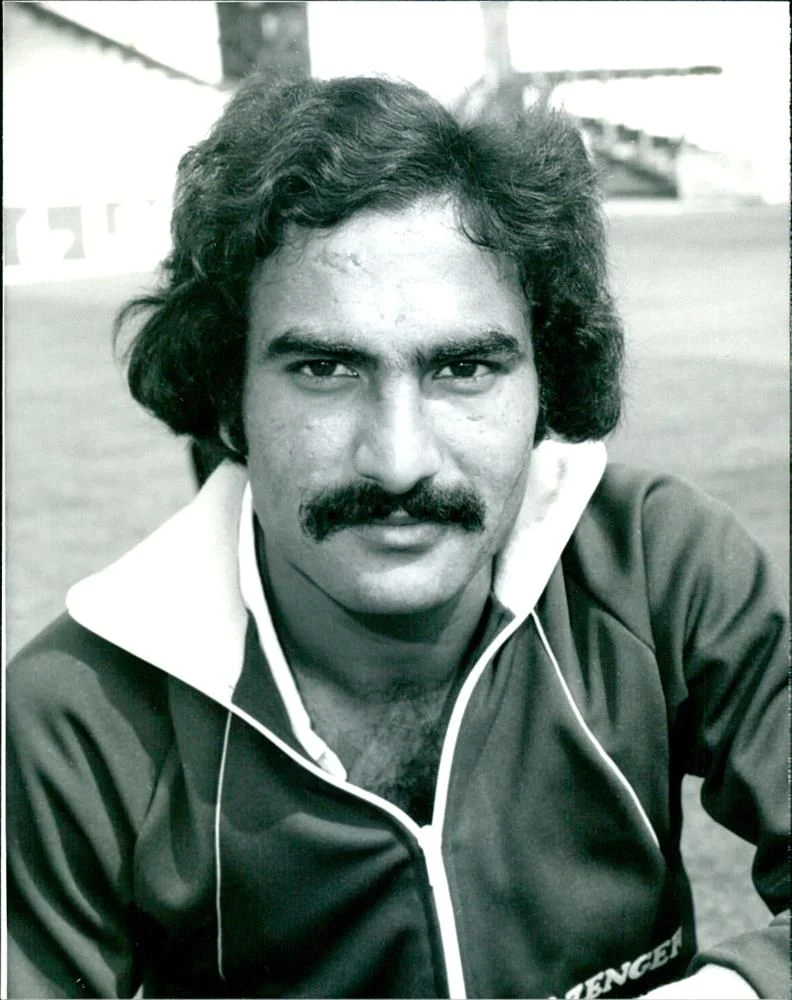 Mansoor Akhtar Height