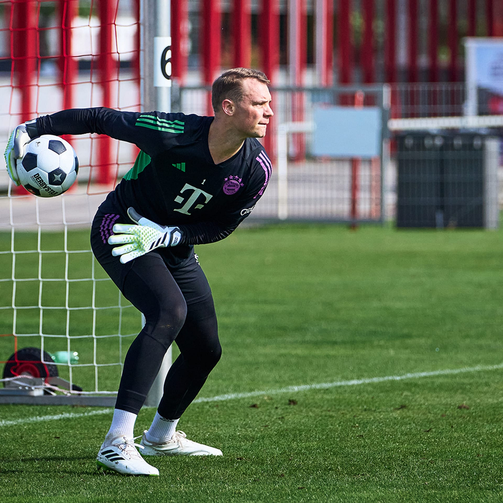 Manuel Neuer Biography, Career, Personal Life, Physical Characteristics 2 Manuel Neuer Height