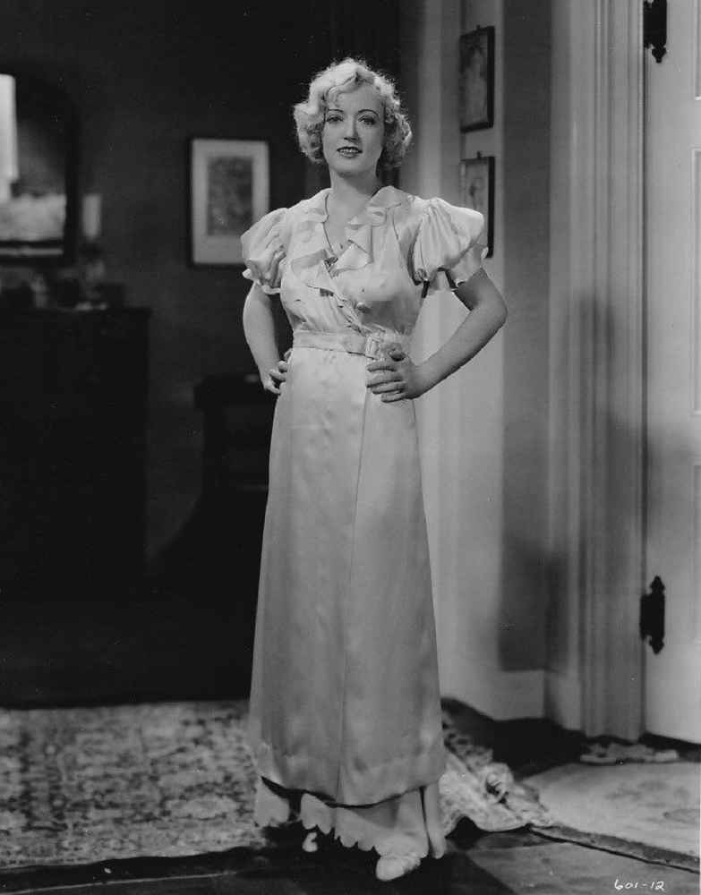 Marion Davies – Height, Weight, Personal Life, Career Vital Stats 2 Marion Davies Height