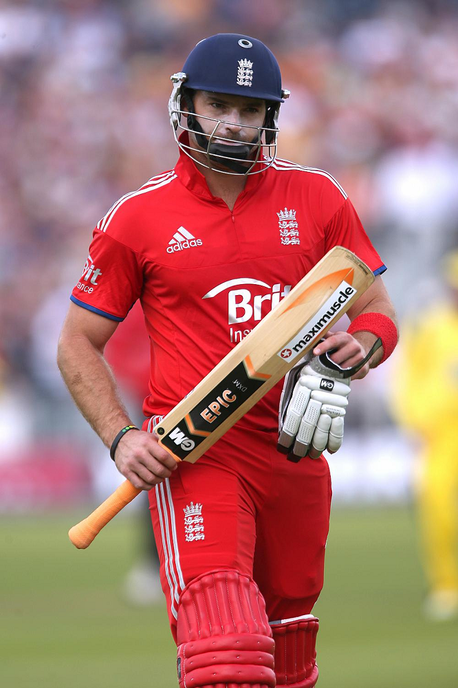 Michael Lumb Life, Net Worth, Height, Achievements, Body Measurements 3 Michael Lumb Profession