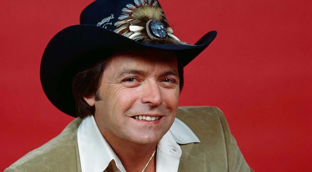 Mickey Gilley: A Comprehensive Look At Full Biography And Lifestyle 6 Mickey Gilley