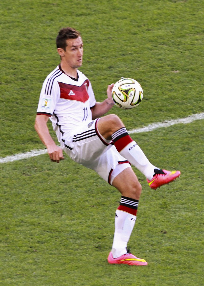 Miroslav Klose Height, Weight, Interesting Facts, Career Highlights, Physical Appearance 2 Miroslav Klose Height