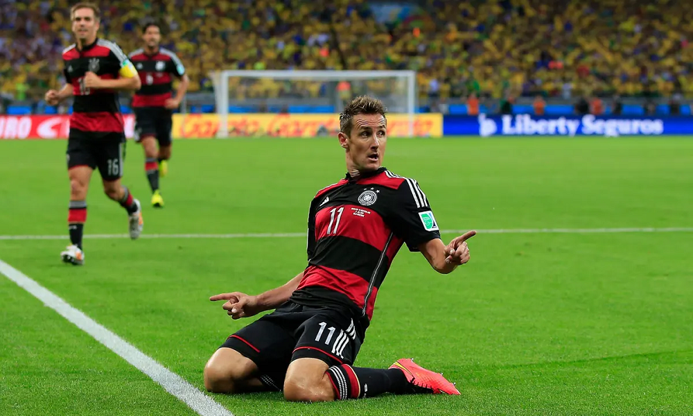 Miroslav Klose Height, Weight, Interesting Facts, Career Highlights, Physical Appearance 4 Miroslav Klose career