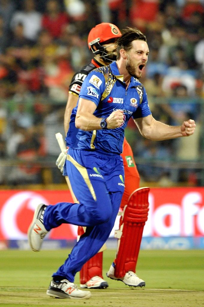 Mitchell Mcclenaghan Height