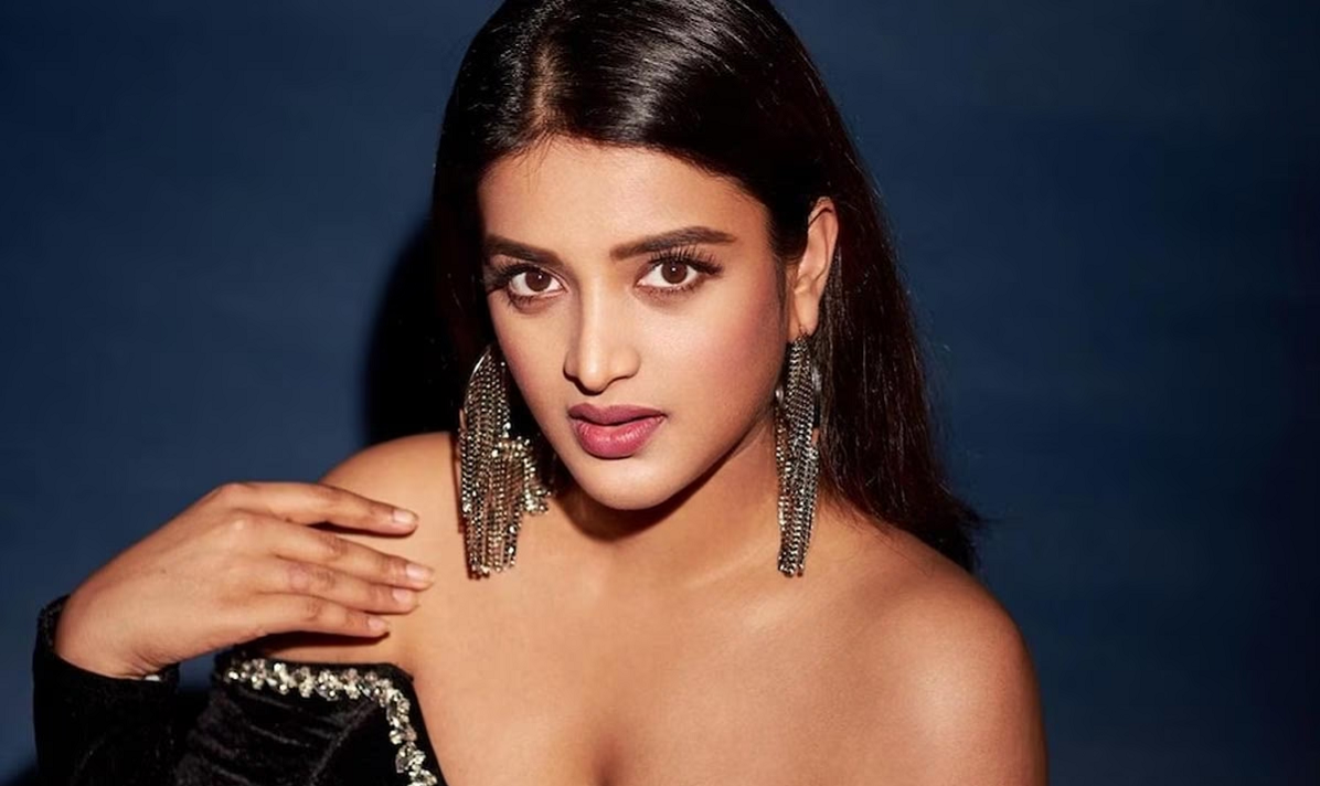 Nidhhi Agerwal – Height, Weight, Net Worth Personal Details 4 Nidhhi Agerwal
