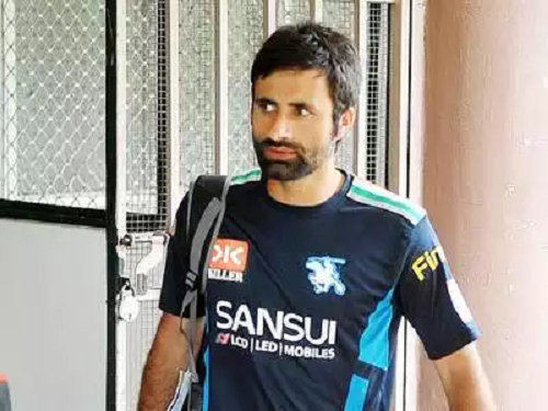 Parvez Rasool career