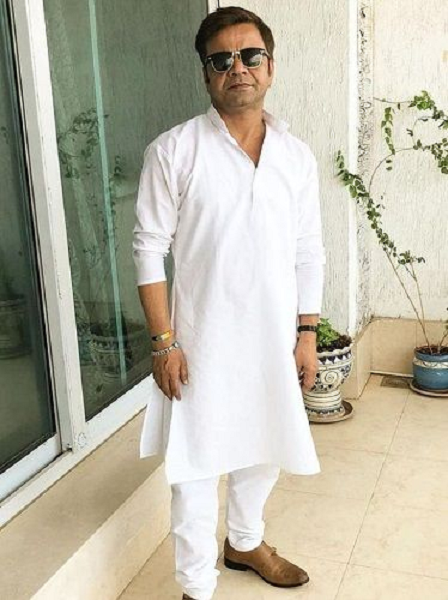 Rajpal Yadav Height, Weight, Age, Biography, Husband More 2 Rajpal Yadav Height