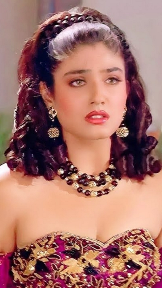 Ravina (Actress): Weight, Age, Husband, Biography, Family & Facts 2 Ravina (Actress) Height