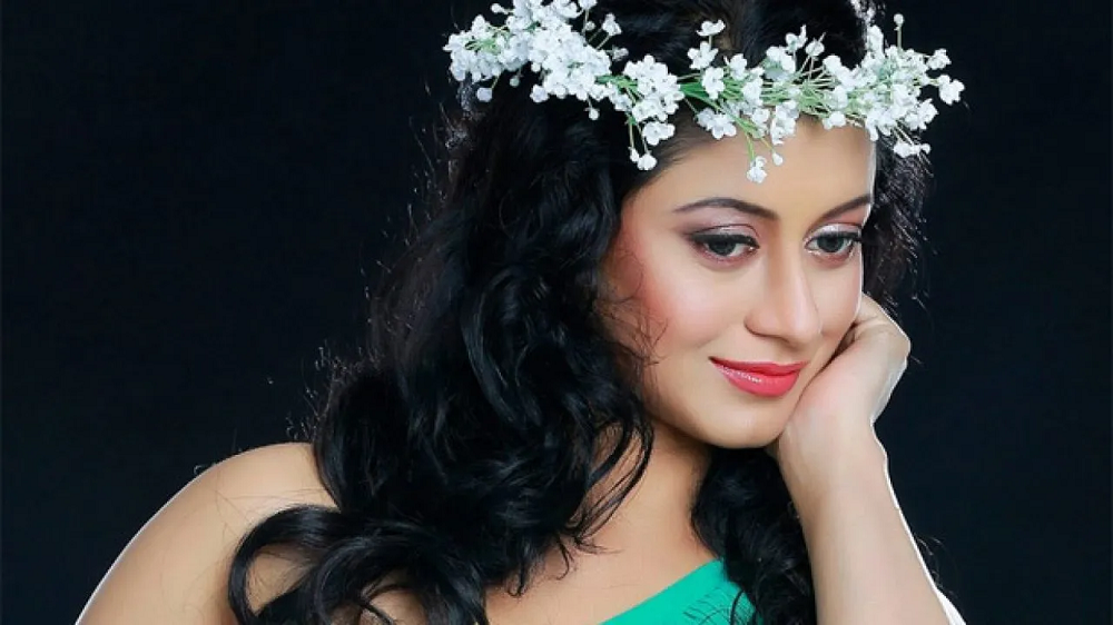 Reenu Mathews Weight, Age, Husband, Biography, Family Facts 3 Reenu Mathews Career