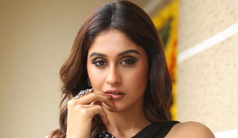 Regina Cassandra’s Biography, Age, Height, Wife, Net Worth, Family 4 Regina Cassandra Career