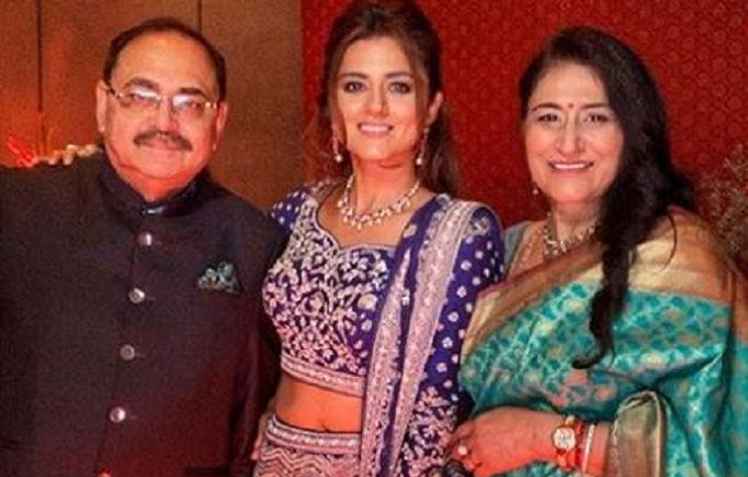 Ridhi Dogra Family