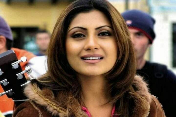 Rimi Sen: Full Biography And Lifestyle 4 Rimi Sen career