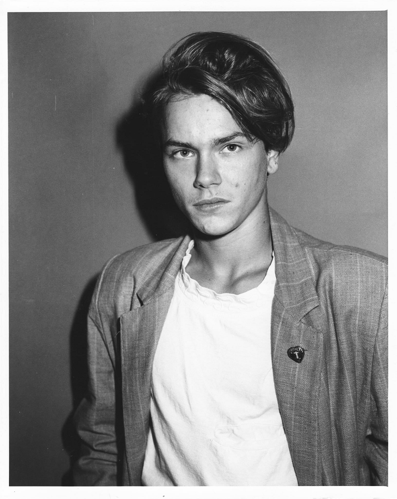 River Phoenix Height