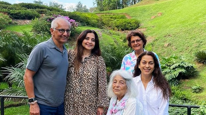 Rohini Hattangadi Life, Net Worth, Height, Achievements, Body Measurements 3 Rohini Hattangadi Family