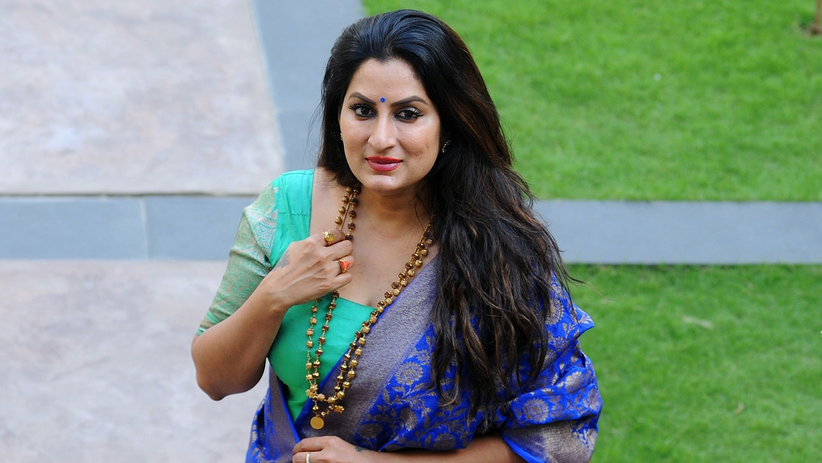 Roopa Iyer: Height, Weight, Age, Biography, Husband More 2 Roopa Iyer