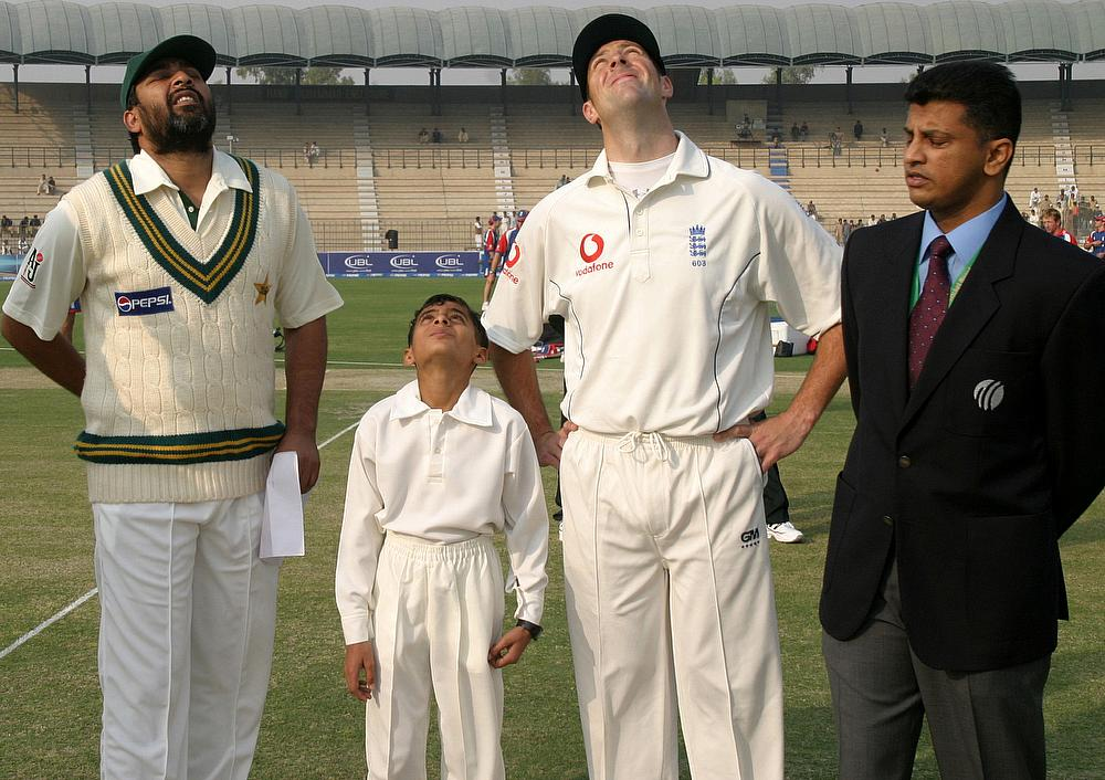 Roshan Mahanama: Height, Weight, Age, Career, Success 4 Roshan Mahanama Profession