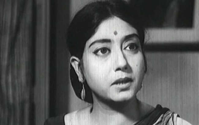 Sabitri Chatterjee – Height, Weight, Net Worth, Personal Details 4 Sabitri Chatterjee Career