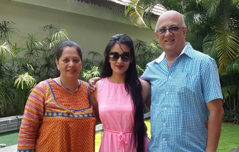 Sai Lokur Height, Weight, Age, Biography, Husband More 3 Sai Lokur Family