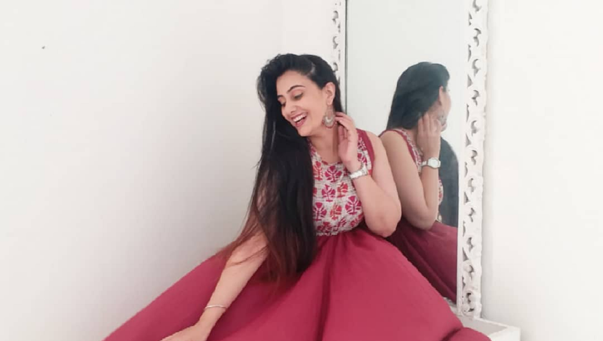 Sai Lokur Height, Weight, Age, Biography, Husband More 6 Sai Lokur