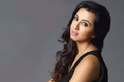 Sanjjanaa’s Biography, Age, Height, Wife, Net Worth, Family 4 Sanjjanaa career