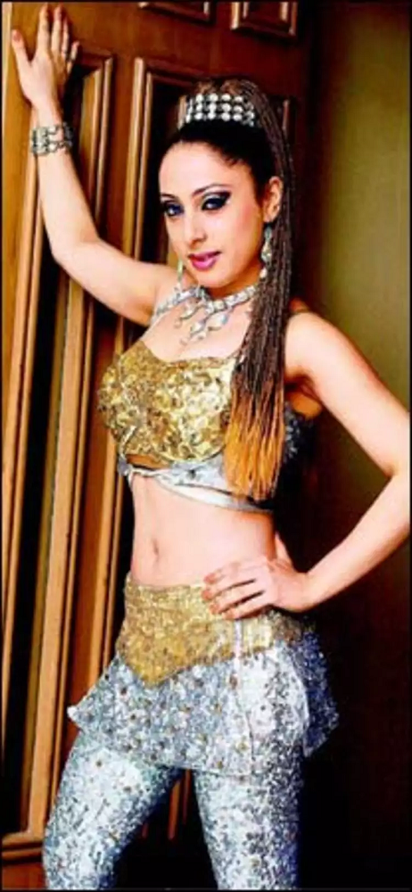 Sanober Kabir: A Comprehensive Look At Full Biography And Lifestyle 2 Sanober Kabir Height