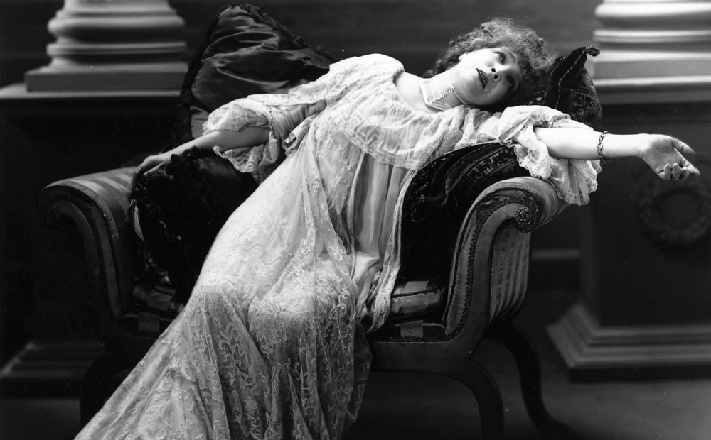 Sarah Bernhardt: A Comprehensive Look At Full Biography And Lifestyle 4 Sarah Bernhardt career