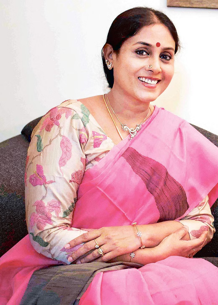 Saranya Ponvannan: Unveiling Height, Weight, Age, Biography, Husband More 3 Saranya Ponvannan Profession
