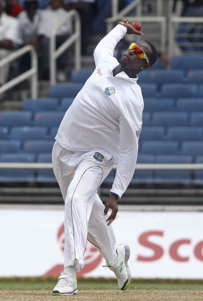 Shane Shillingford – Income, Family, Height, Professional Achievements 2 Shane Shillingford Height