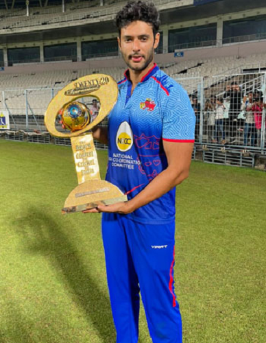 Shivam Dube’s Biography, Age, Height, Wife, Net Worth, Family 2 Shivam Dube Height