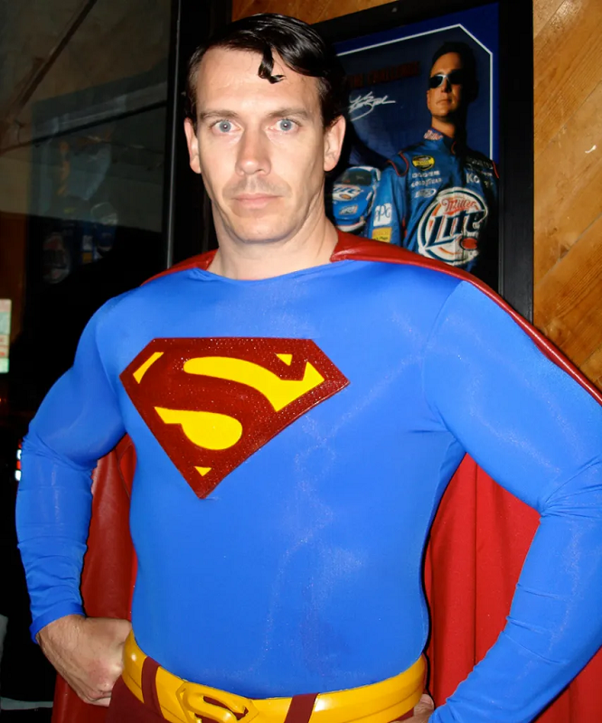 Tom Richmond: Unveiling Height, Weight, Age, Biography, Husband More 3 Tom Richmond Profession