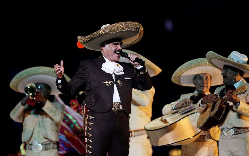 Vicente Fernndez Weight, Age, Husband, Biography, Family Facts 4 Vicente Fernndez career