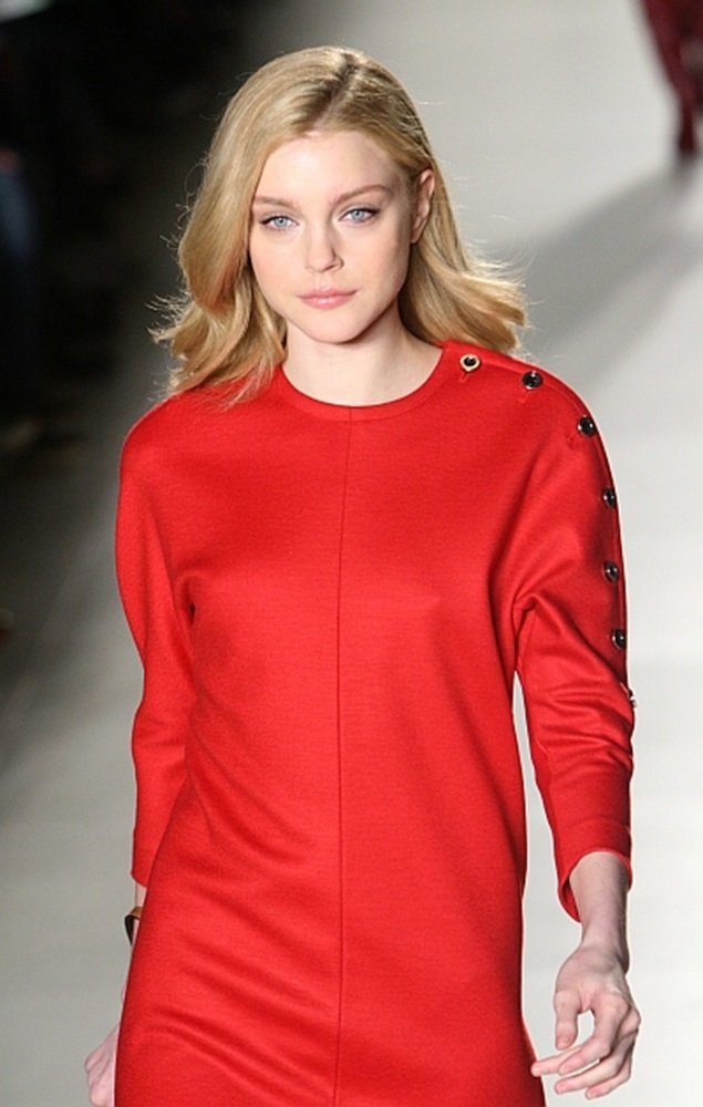 Top 10 Most Popular Canadian Models: Age, Height, Weight and Biography 3 Jessica Stam
